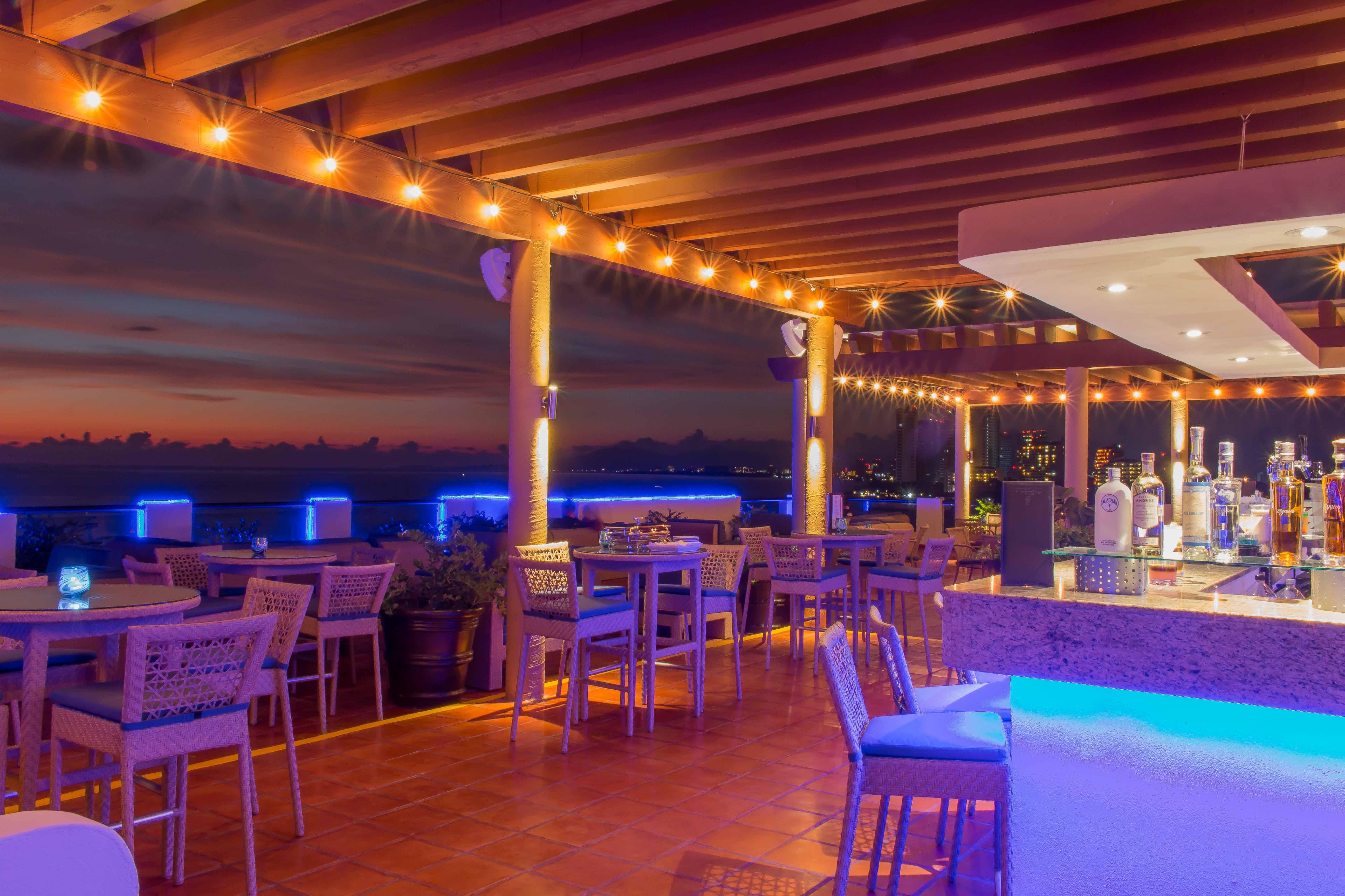 Plaza Pelicanos Grand Beach Resort All Inclusive Пуэрто-Вальярта Экстерьер фото