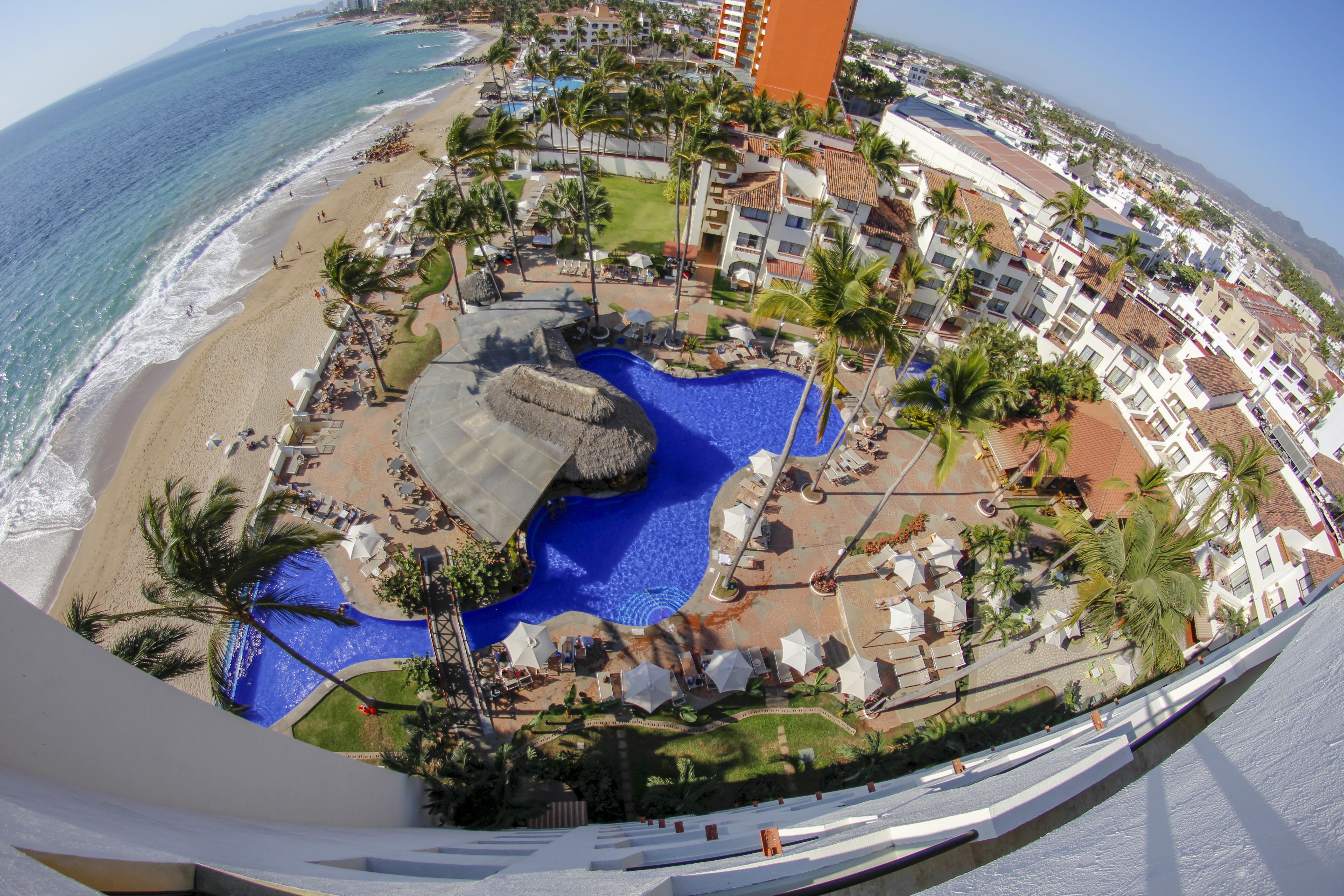 Plaza Pelicanos Grand Beach Resort All Inclusive Пуэрто-Вальярта Экстерьер фото
