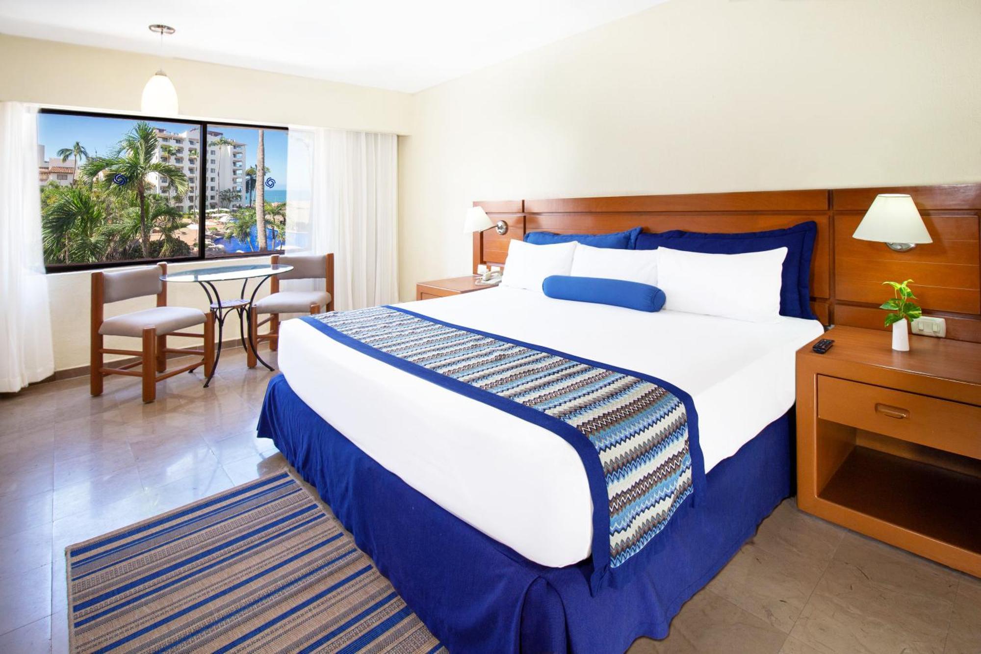 Plaza Pelicanos Grand Beach Resort All Inclusive Пуэрто-Вальярта Экстерьер фото