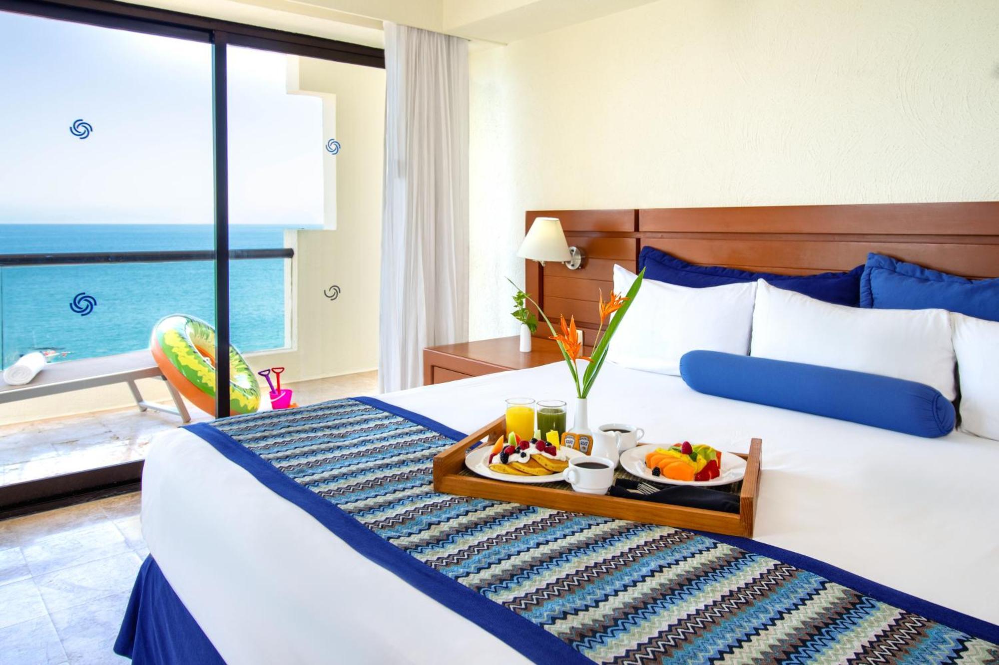 Plaza Pelicanos Grand Beach Resort All Inclusive Пуэрто-Вальярта Экстерьер фото