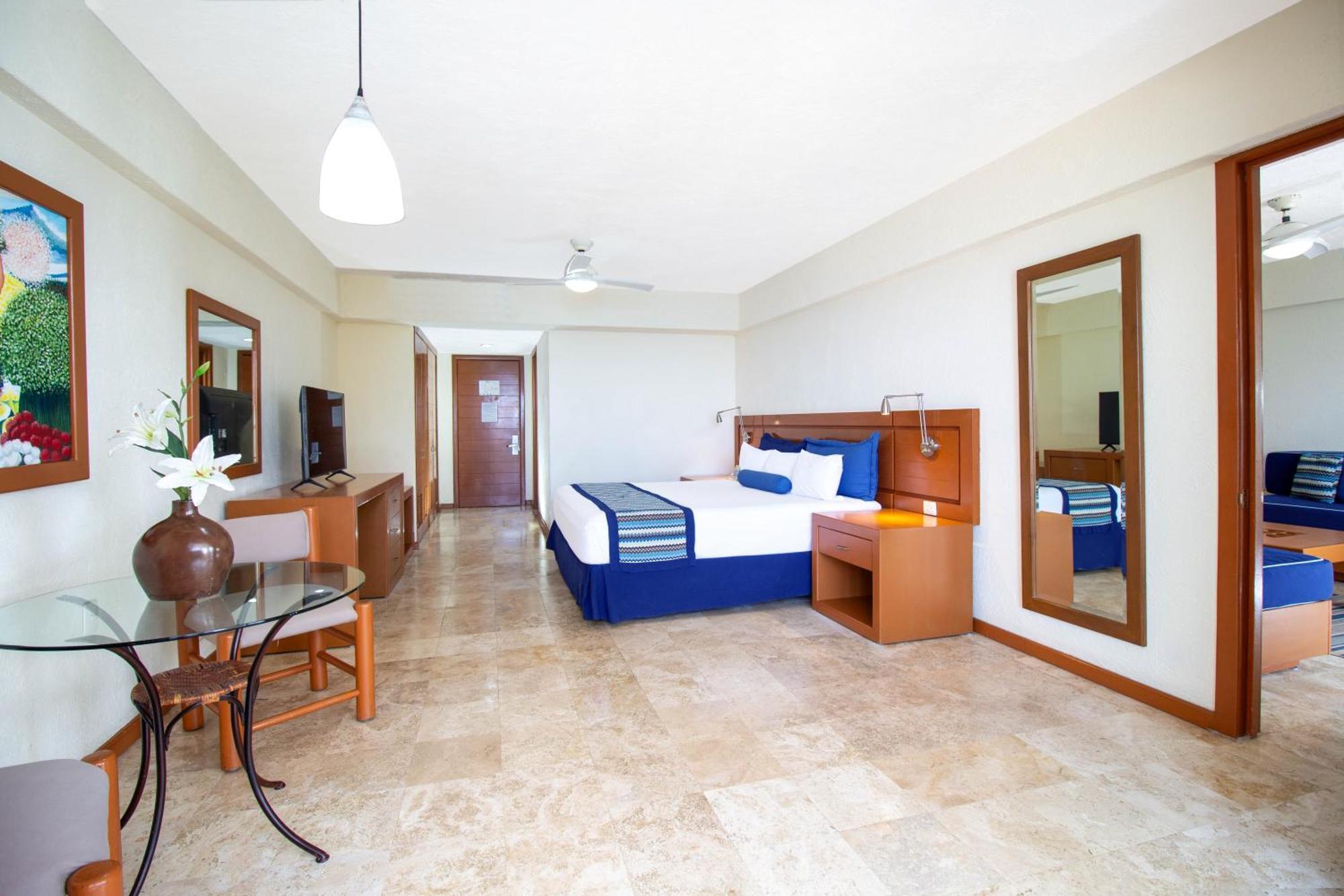 Plaza Pelicanos Grand Beach Resort All Inclusive Пуэрто-Вальярта Экстерьер фото