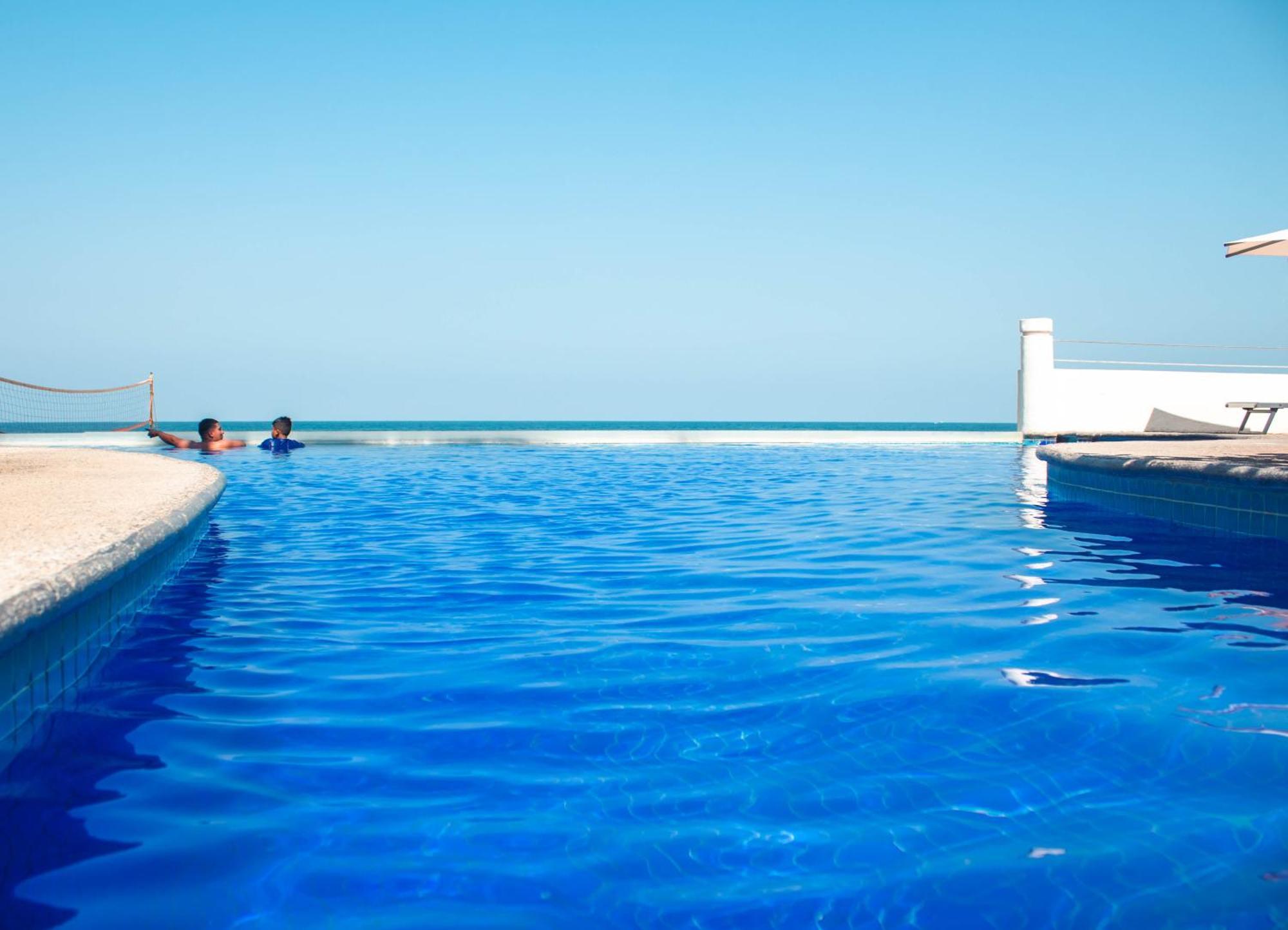 Plaza Pelicanos Grand Beach Resort All Inclusive Пуэрто-Вальярта Экстерьер фото
